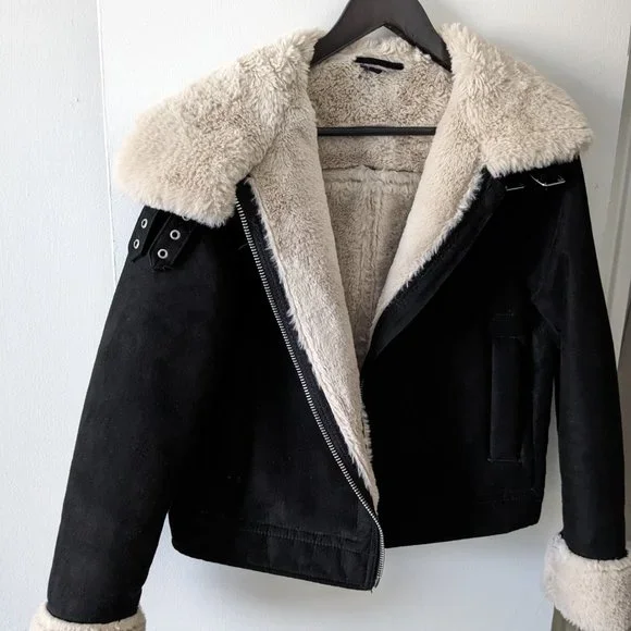 Soft and worm jacket - Picture 2 of 4